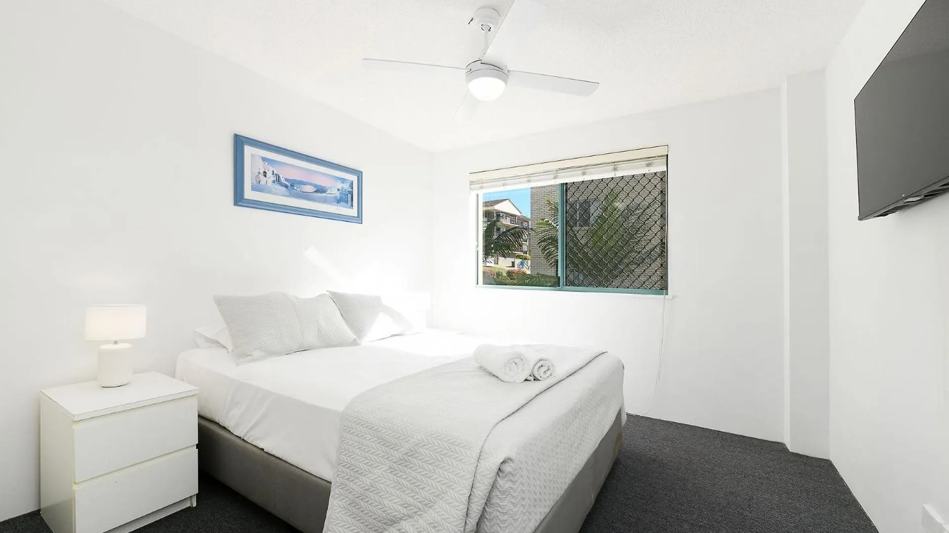Lindomare Unit 6, 11 Orvieto Tce, Kings Beach Caloundra